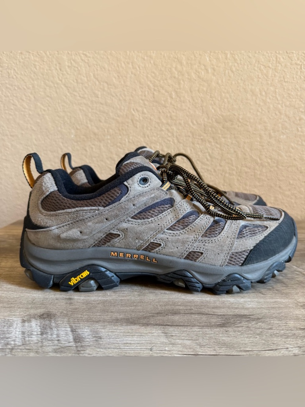Merrell Men's Moab Hiking Shoes Mens 11 Vibram Soles - Picture 2 of 10